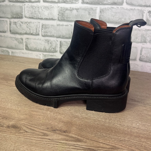 Coach Chelsea Boot - Picture 7 of 9